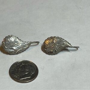 Antique Estate Jewelry - Sterling Silver 925 etched teardrop earrings Siam/Thai